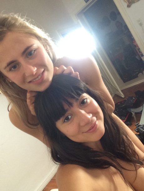 derek andreason add Amature Naked Selfies photo
