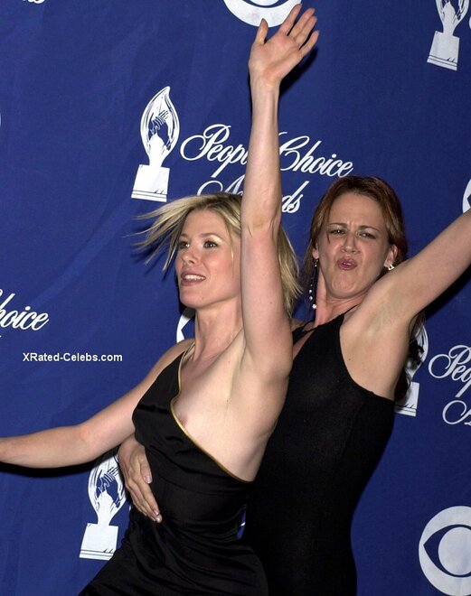 claire pye add Julie Bowen Nude Pics photo