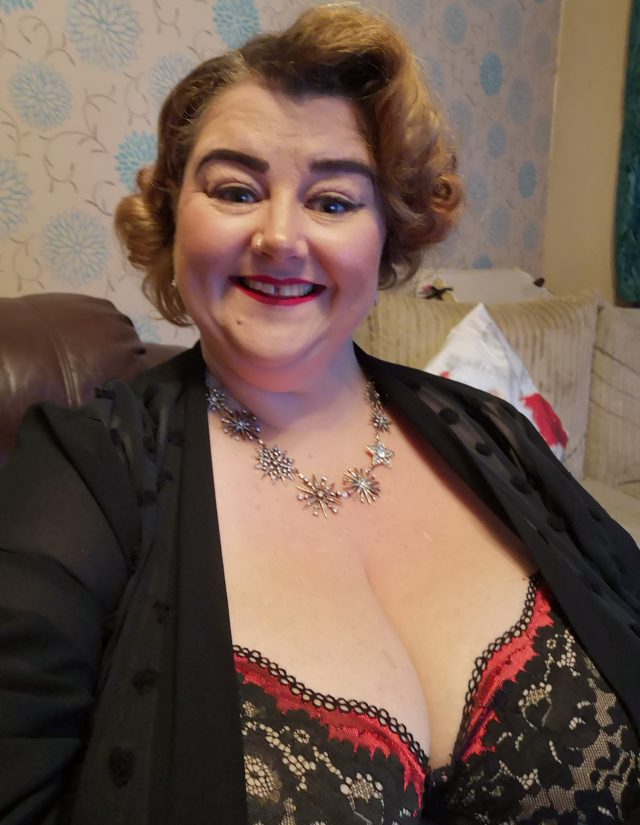 carrie wheelock add Big Mature Bbw Tits photo