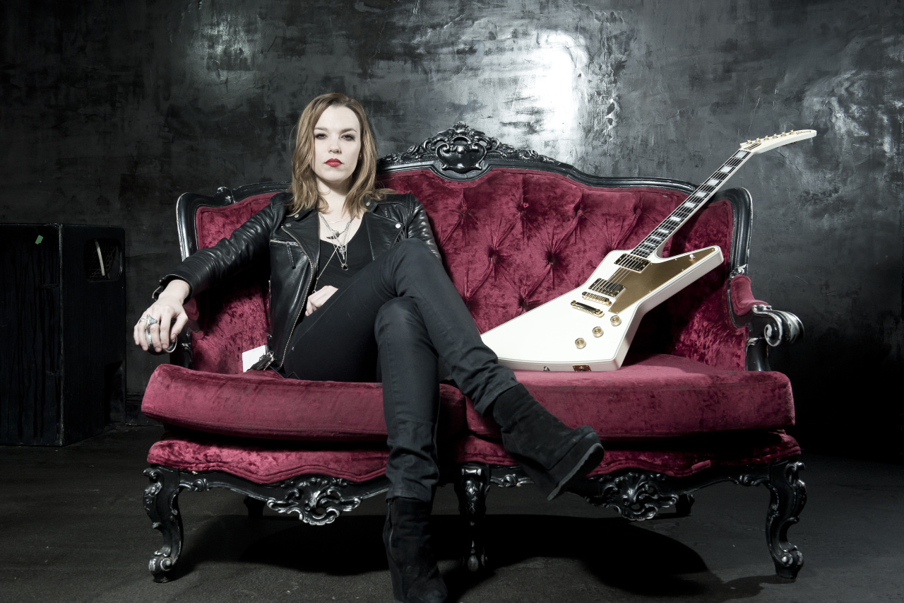 christy n add Lzzy Halestorm Nude photo