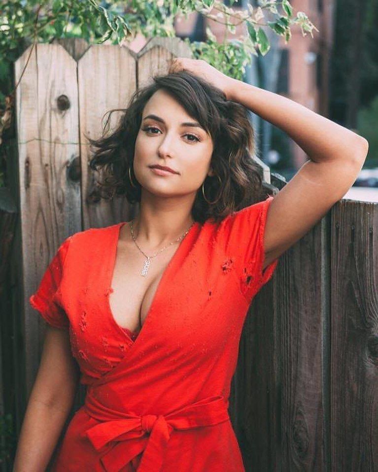 cynthia nute add Milana Vayntrub Fappening photo