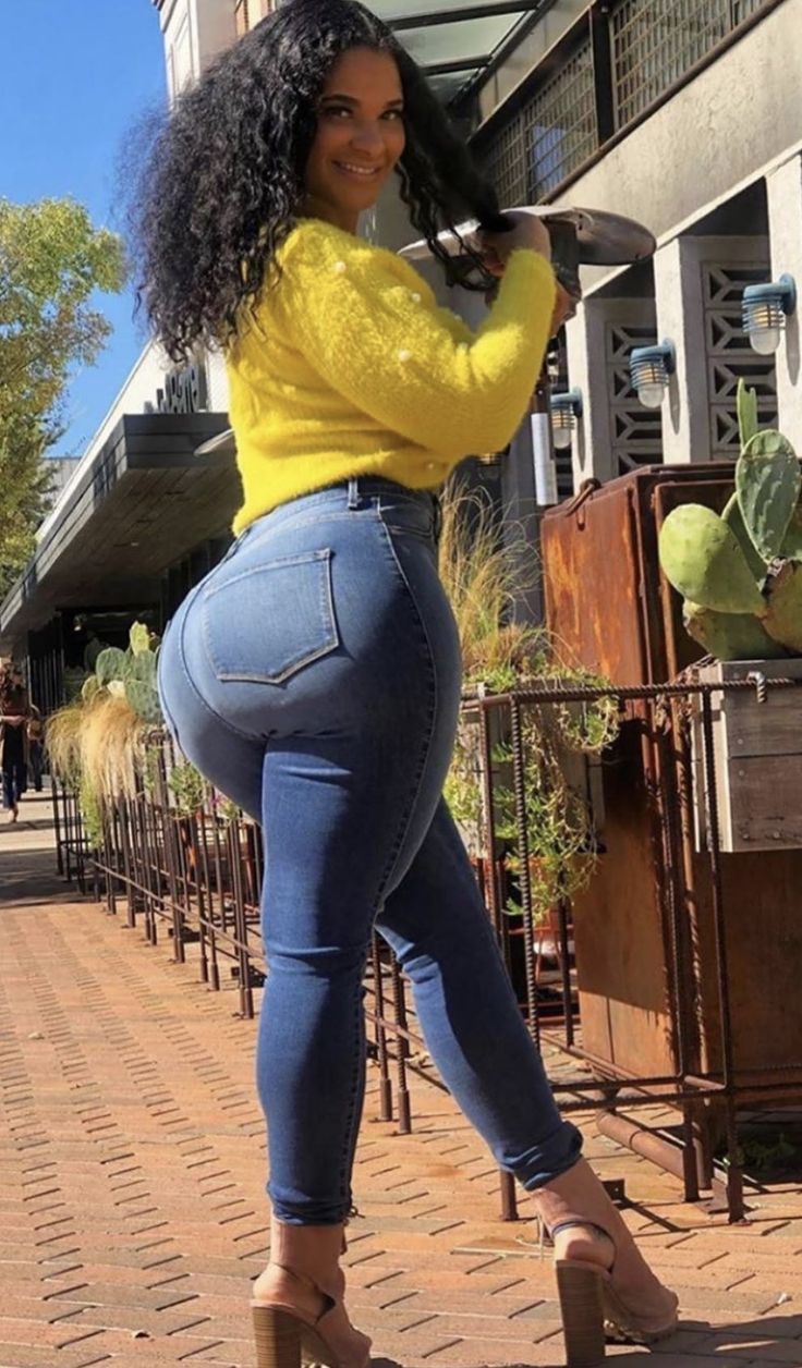 cenk aydin add Phat Brown Booty photo