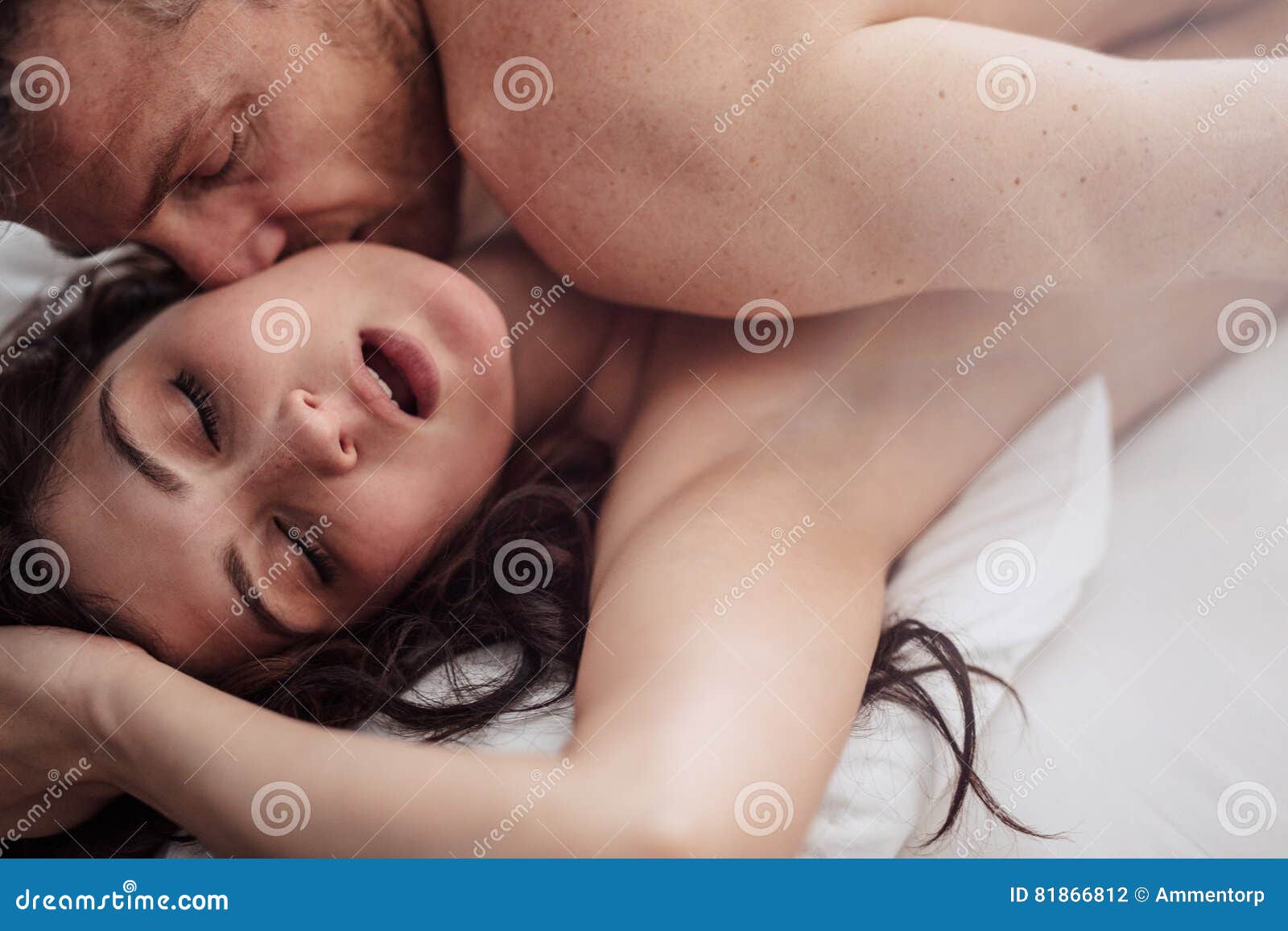 carolina gordo add Couple Having Intercourse photo