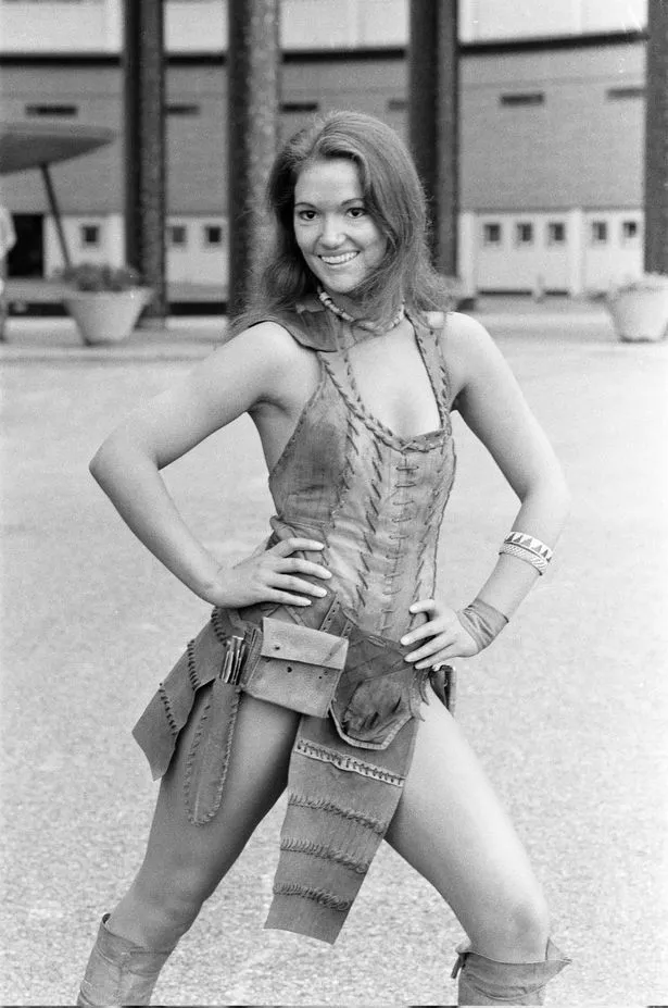 billie hackett add Louise Jameson Nude photo