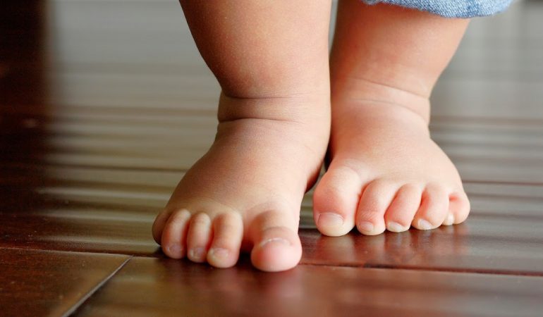 deepak zutshi add Tiny Feet Treat photo