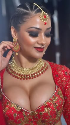 Big Tits Iranian 16892