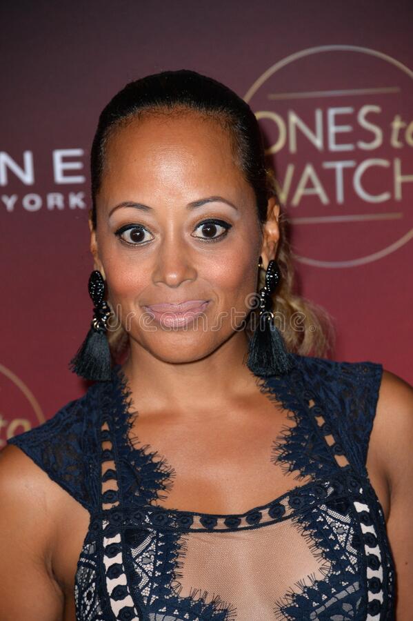 aviatrices france add Essence Atkins Nude photo