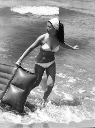 anneke cilliers add Pier Angeli Nude photo