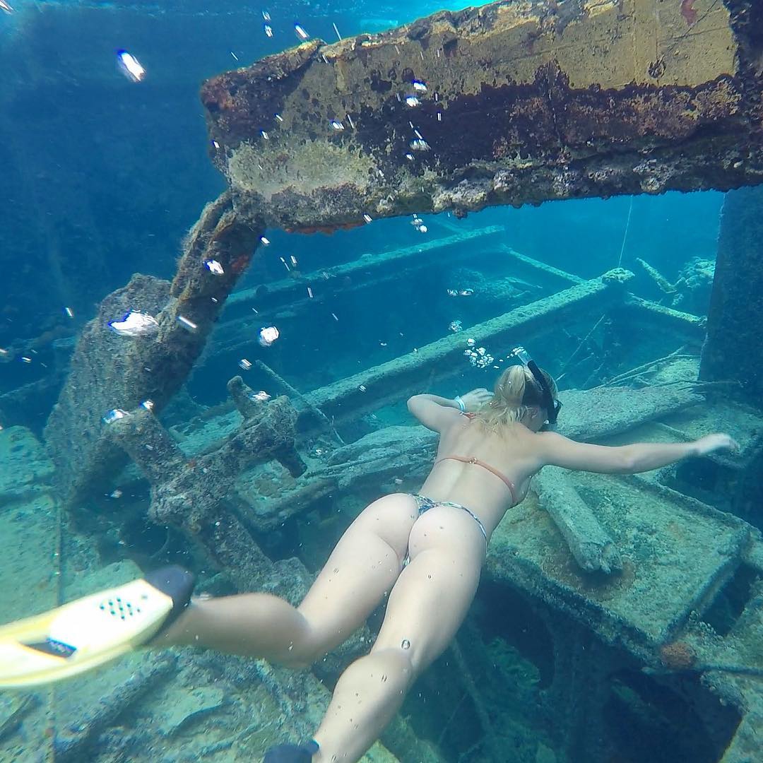 annie kessler add Underwater Anal photo