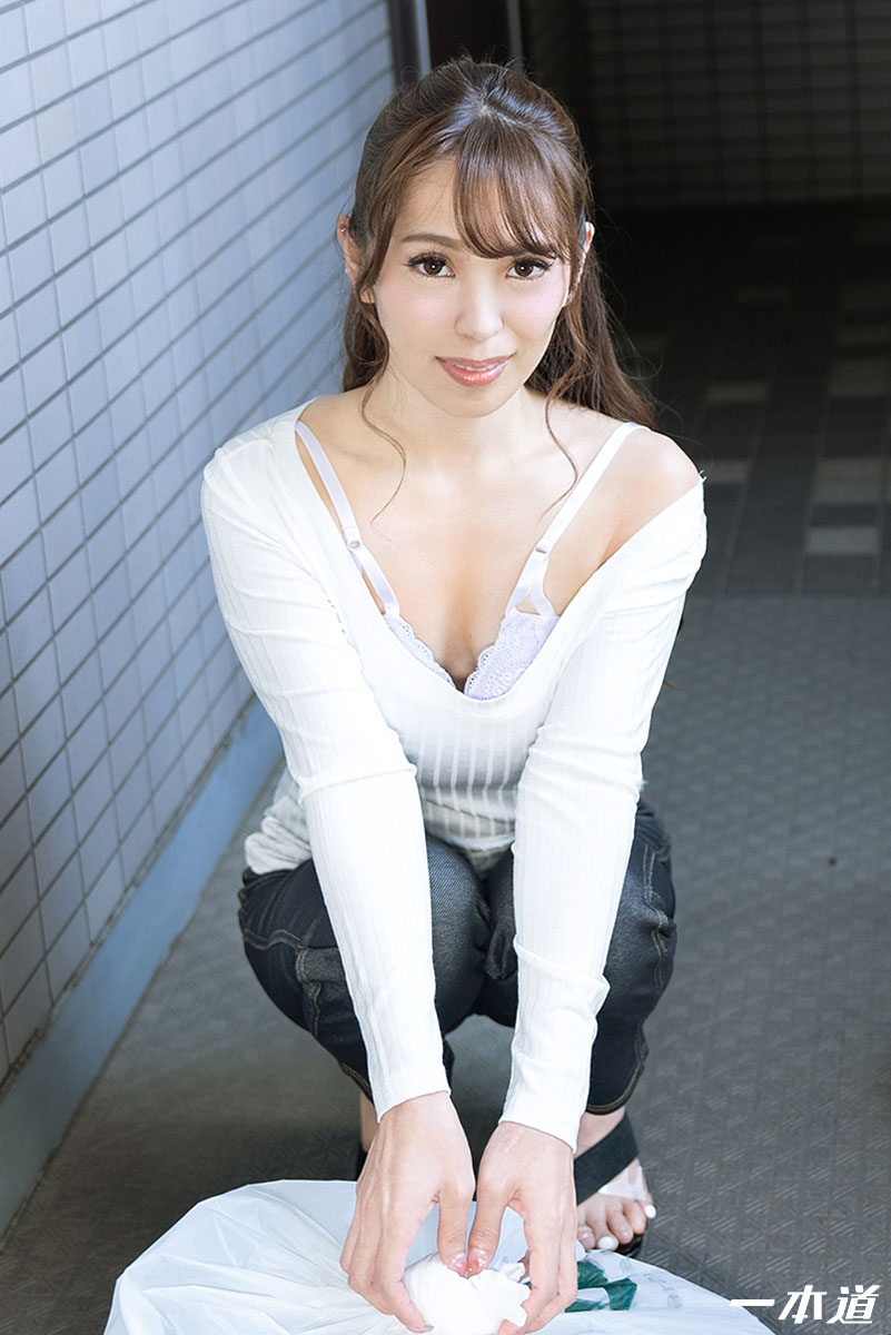 ahmad m ebeid add Reina Mizuki Jav photo