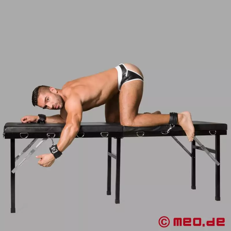 dave wan add Mylking Table photo