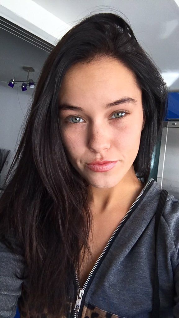 della payton add Sophie Winkleman Nude photo
