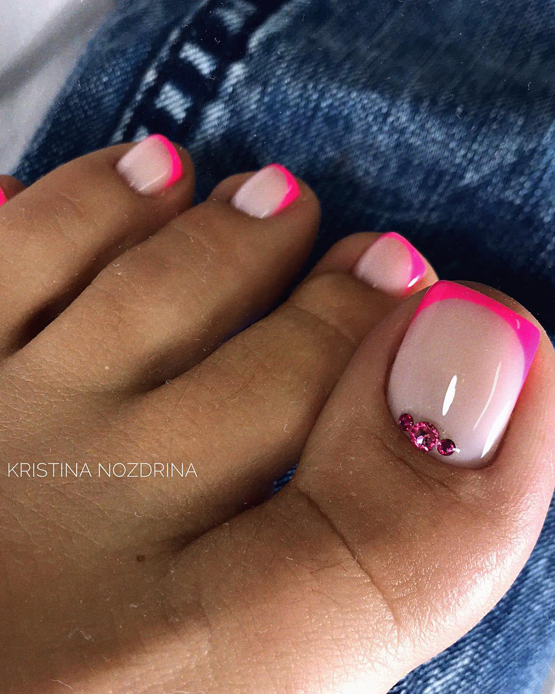 deasy damayanti add Kristina Pink Feet photo