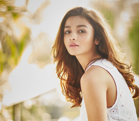 albert j wong add Alia Bhatt Pornography photo