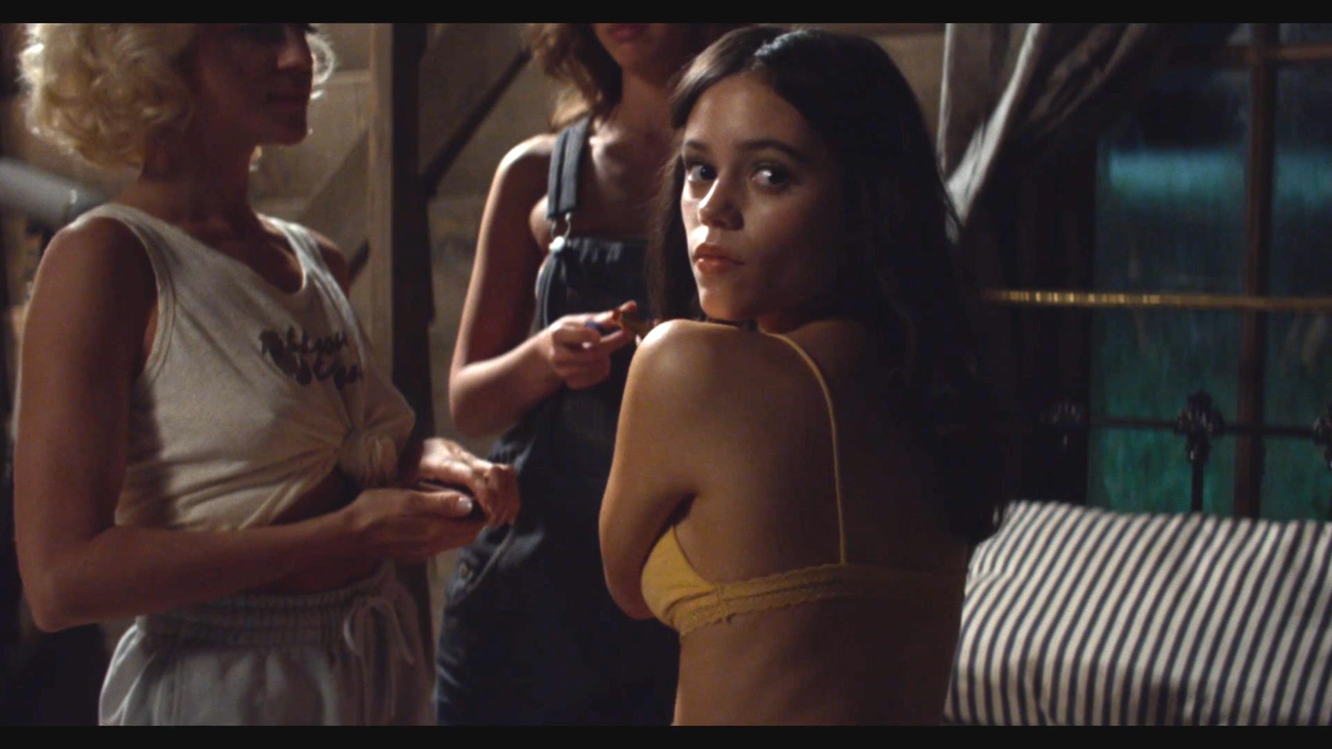 davis vu add Jenna Ortega Nude Role photo