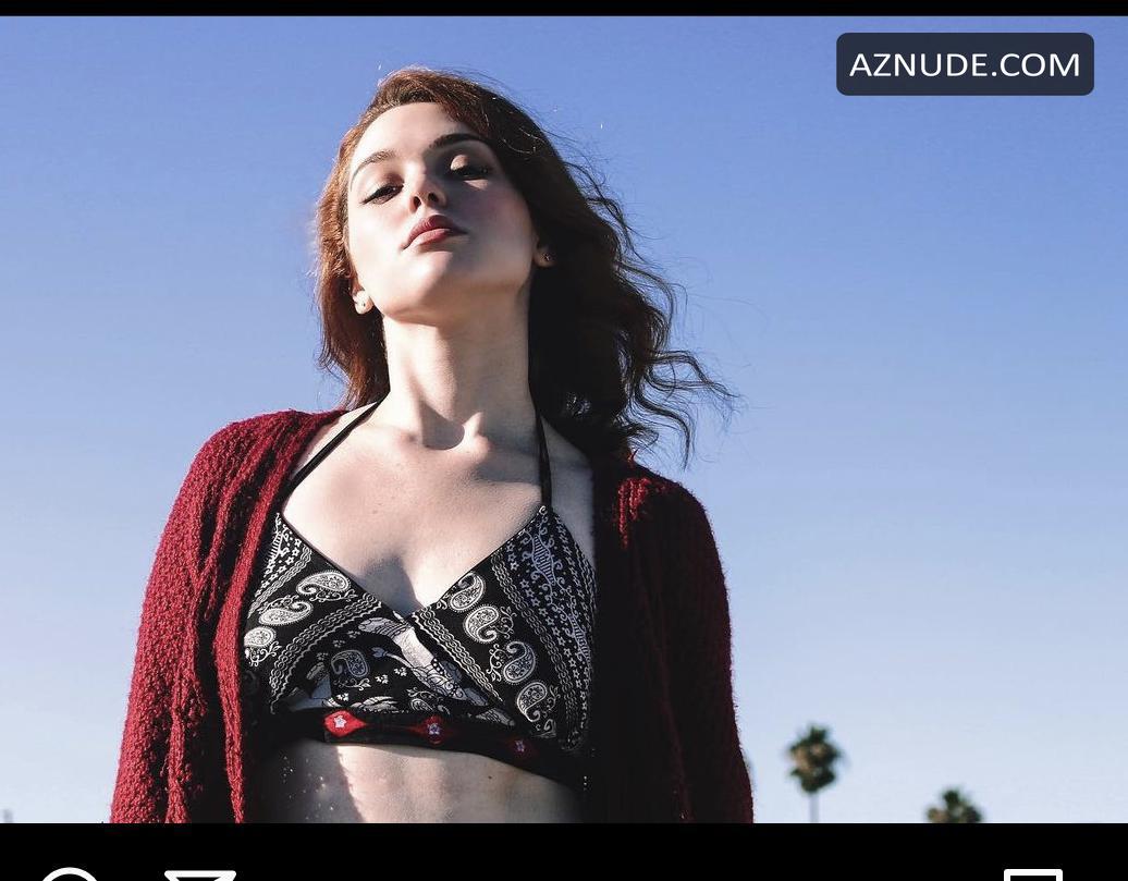 cristina buenrostro add Jennifer Stone Boobs photo