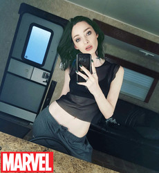 aleshay qayyum add Emma Dumont Naked photo