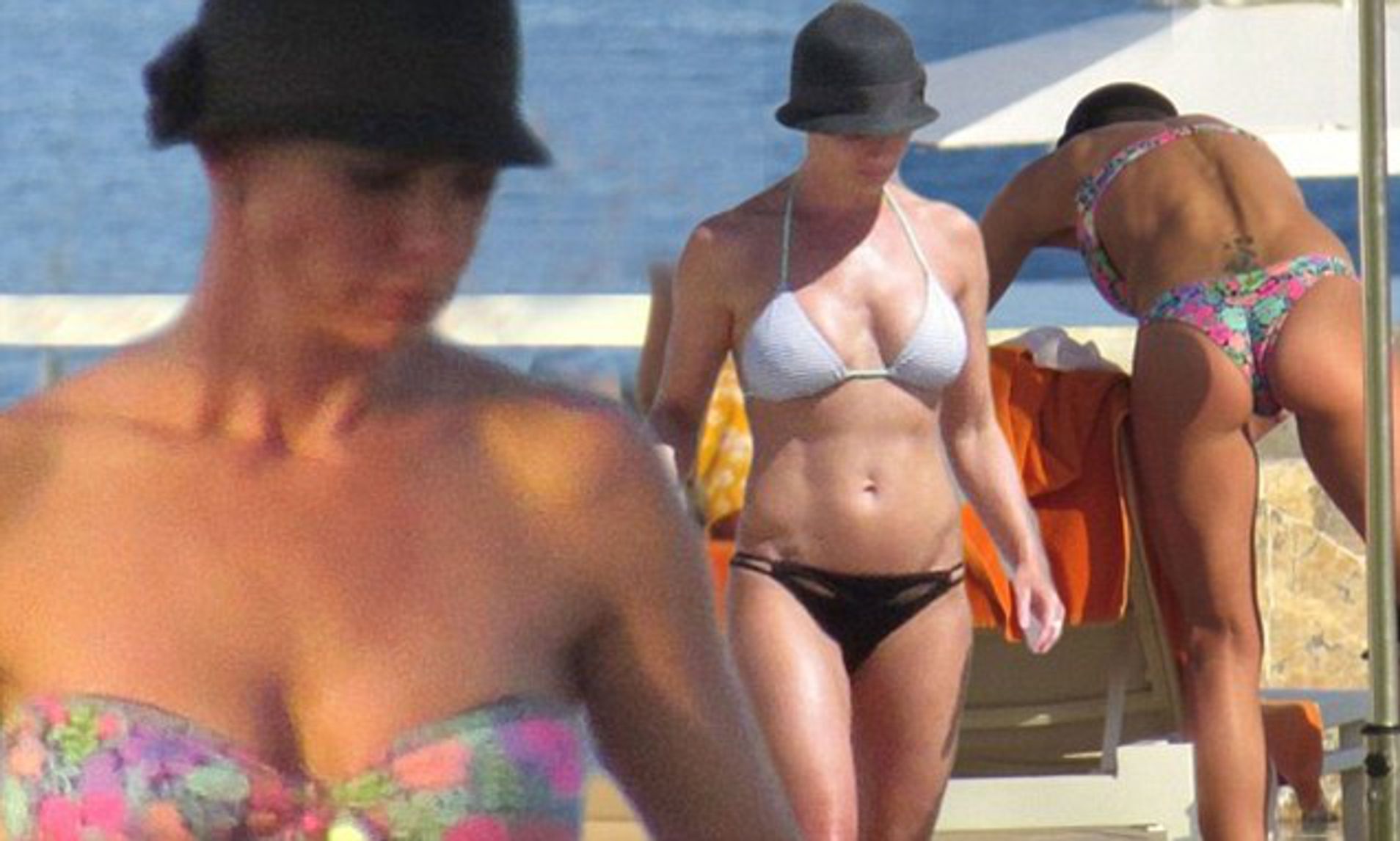 bill sherrod add Jaime Pressly Bikini photo