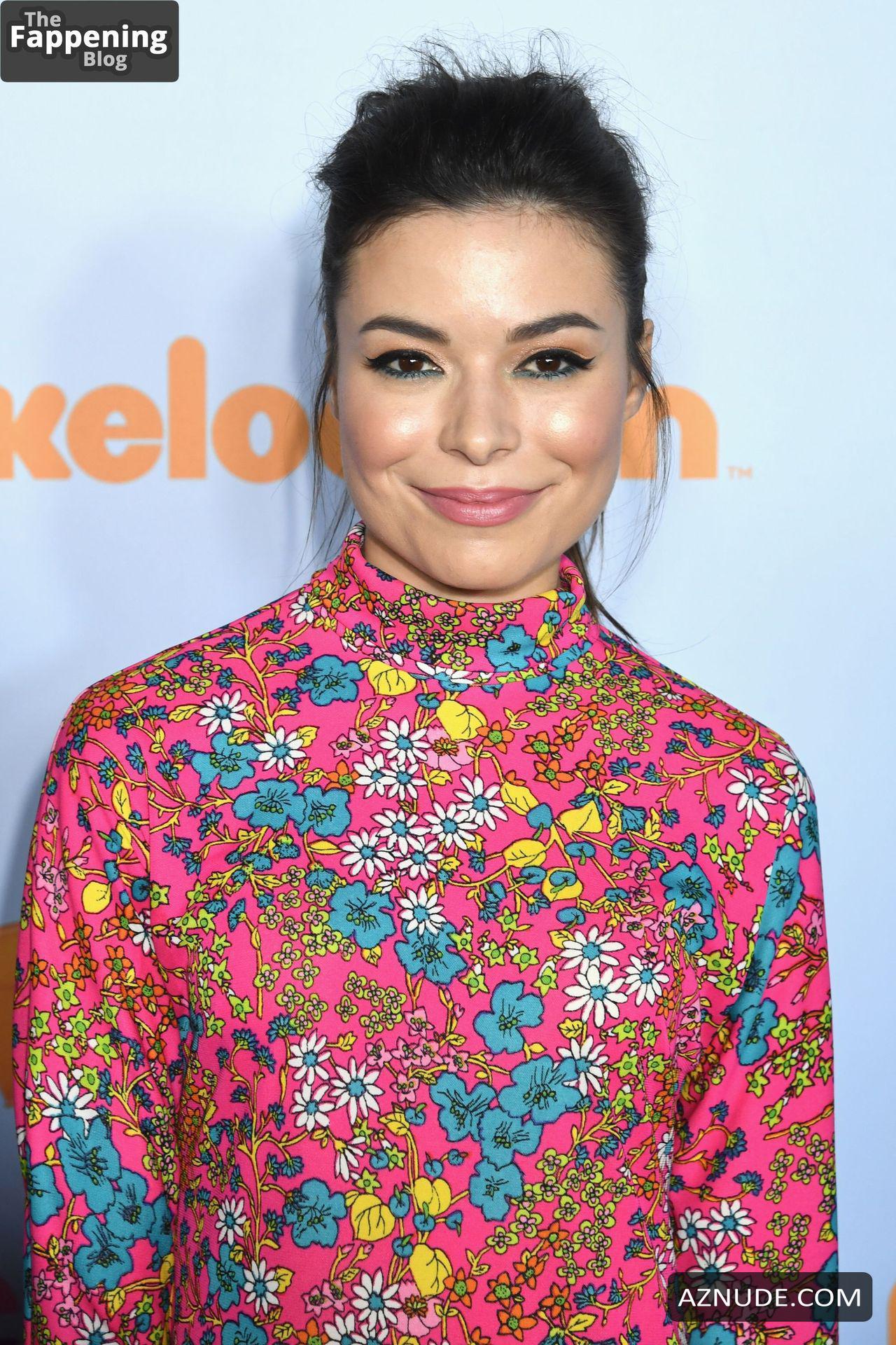 ash batchelor add Miranda Cosgrove Boobs photo