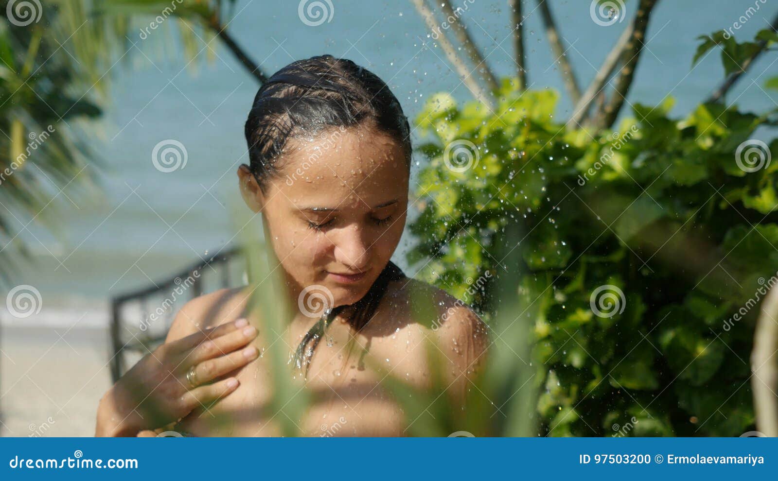al russell add Nude Outdoor Showering photo