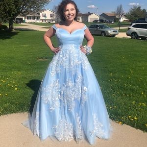 Big Tits Prom 21688