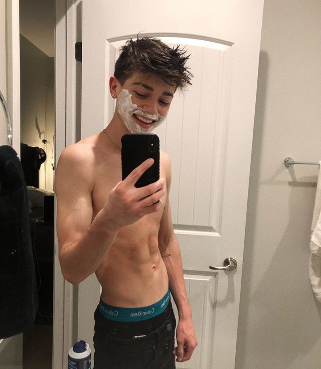 carolyn bayless add Egyptian Twinks photo