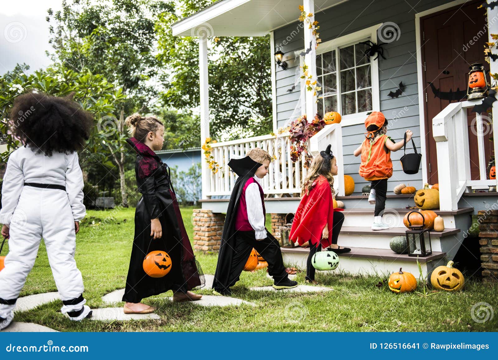 charles goode add Trick And Treating Dezmall photo