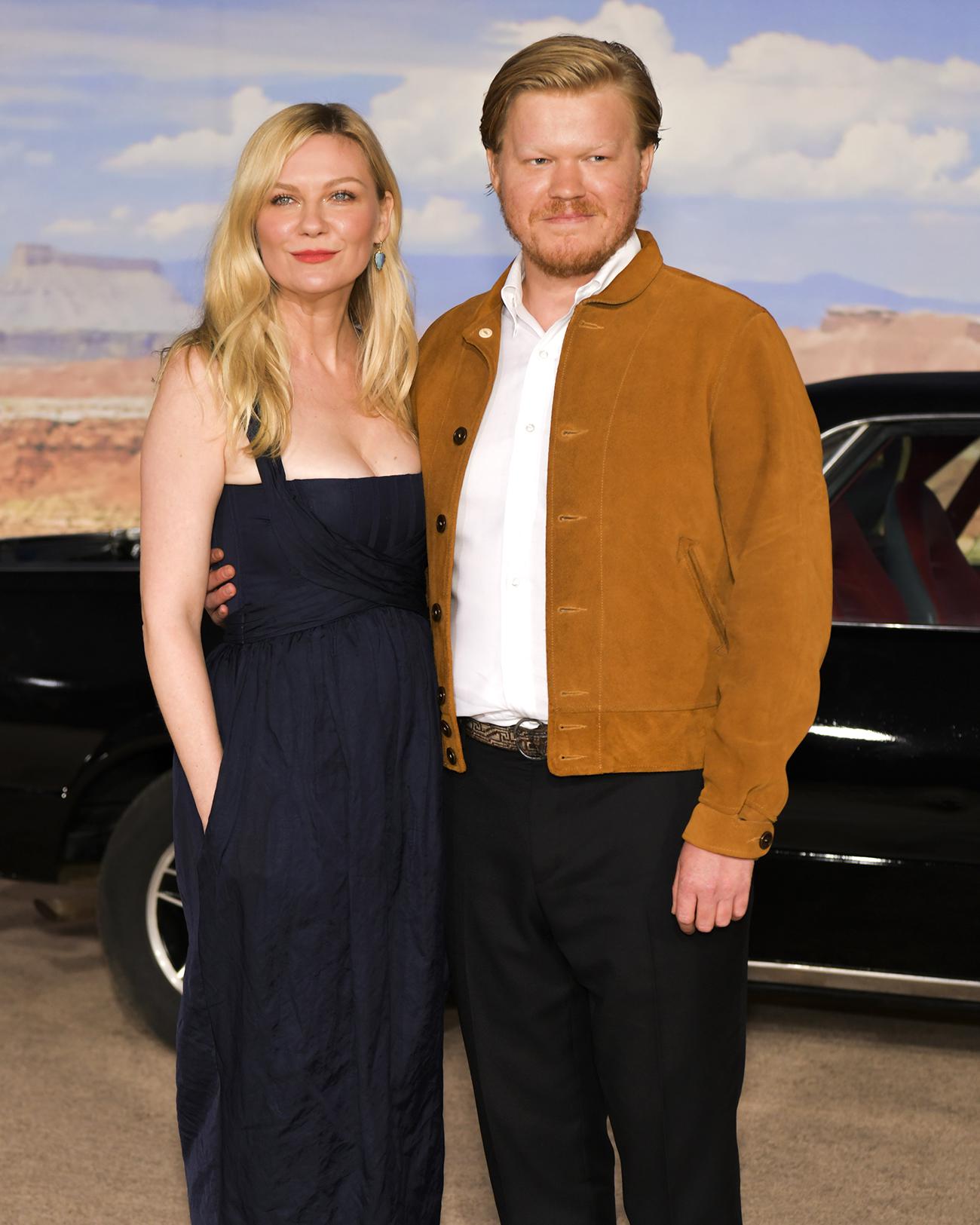 dennis barreno add Kirsten Dunst Boobies photo