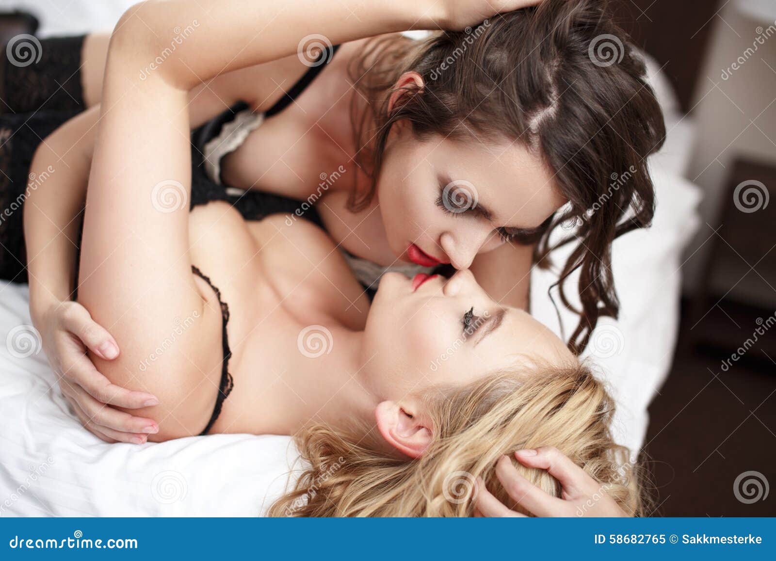 carol stucker add Hot Lesbians Kissing photo