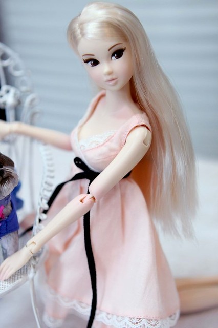 brandon fowlie add Momoko Midnight Rose photo