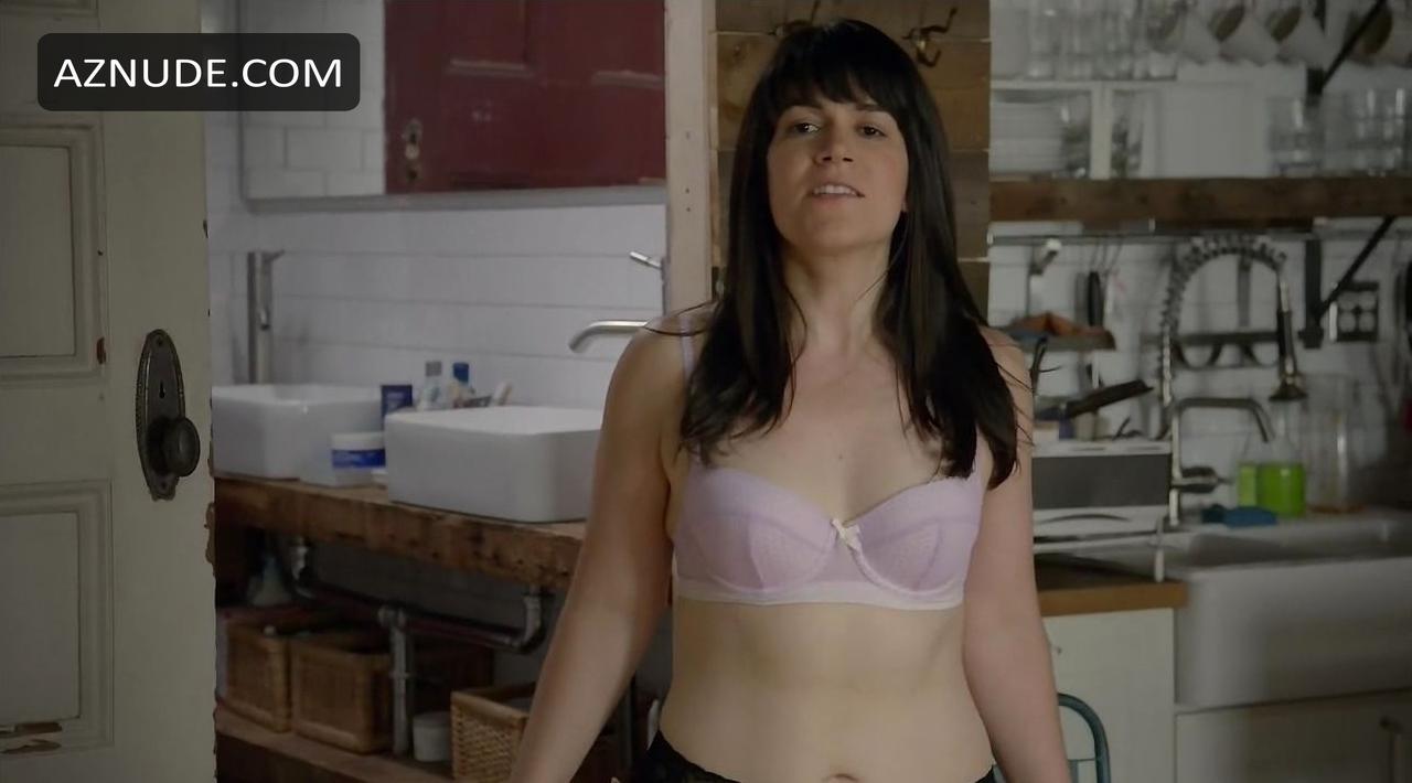 adele roberts add Abbi Jacobson Naked photo