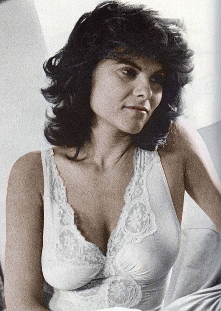 christo spies add Adrienne Barbeau Sexy photo