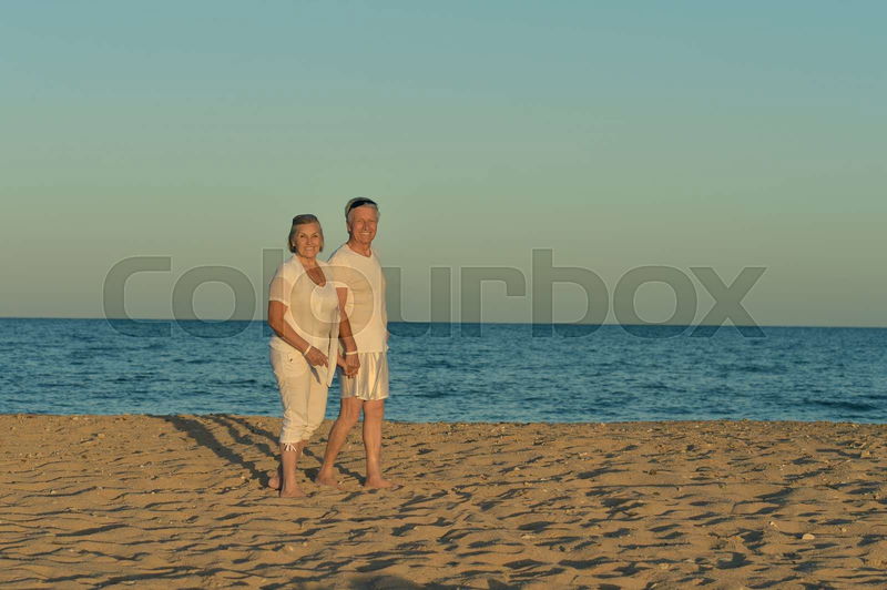 dao hang add Mature Couple Beach photo