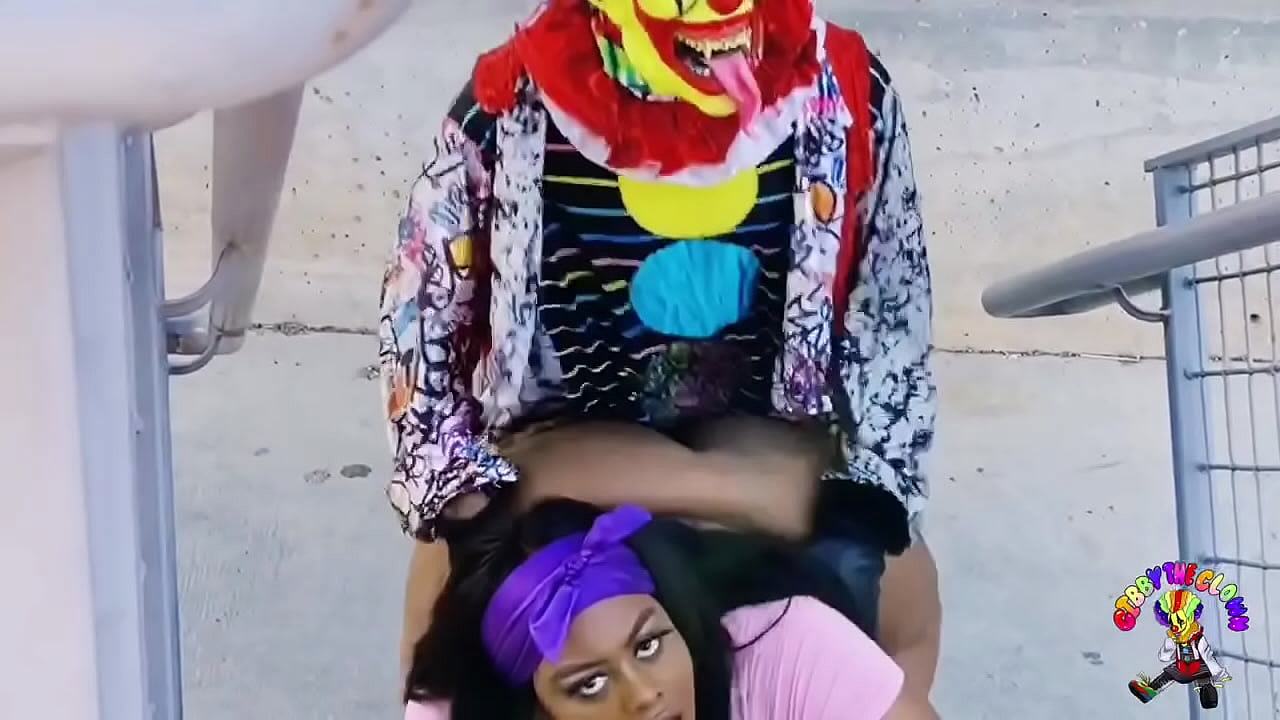 carrie youngblood add Gibby The Clown Porn photo
