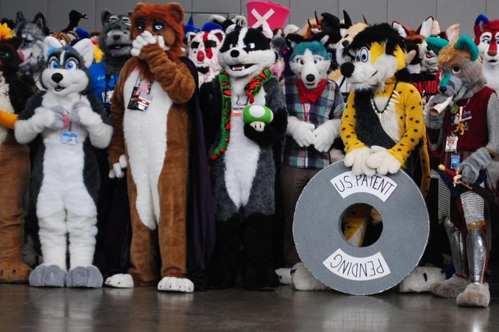 dave bellomo add Big Titty Furries photo