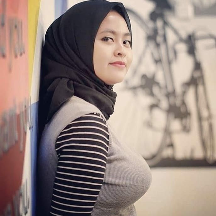 dee shine add Bokep Jilbab Dipaksa photo