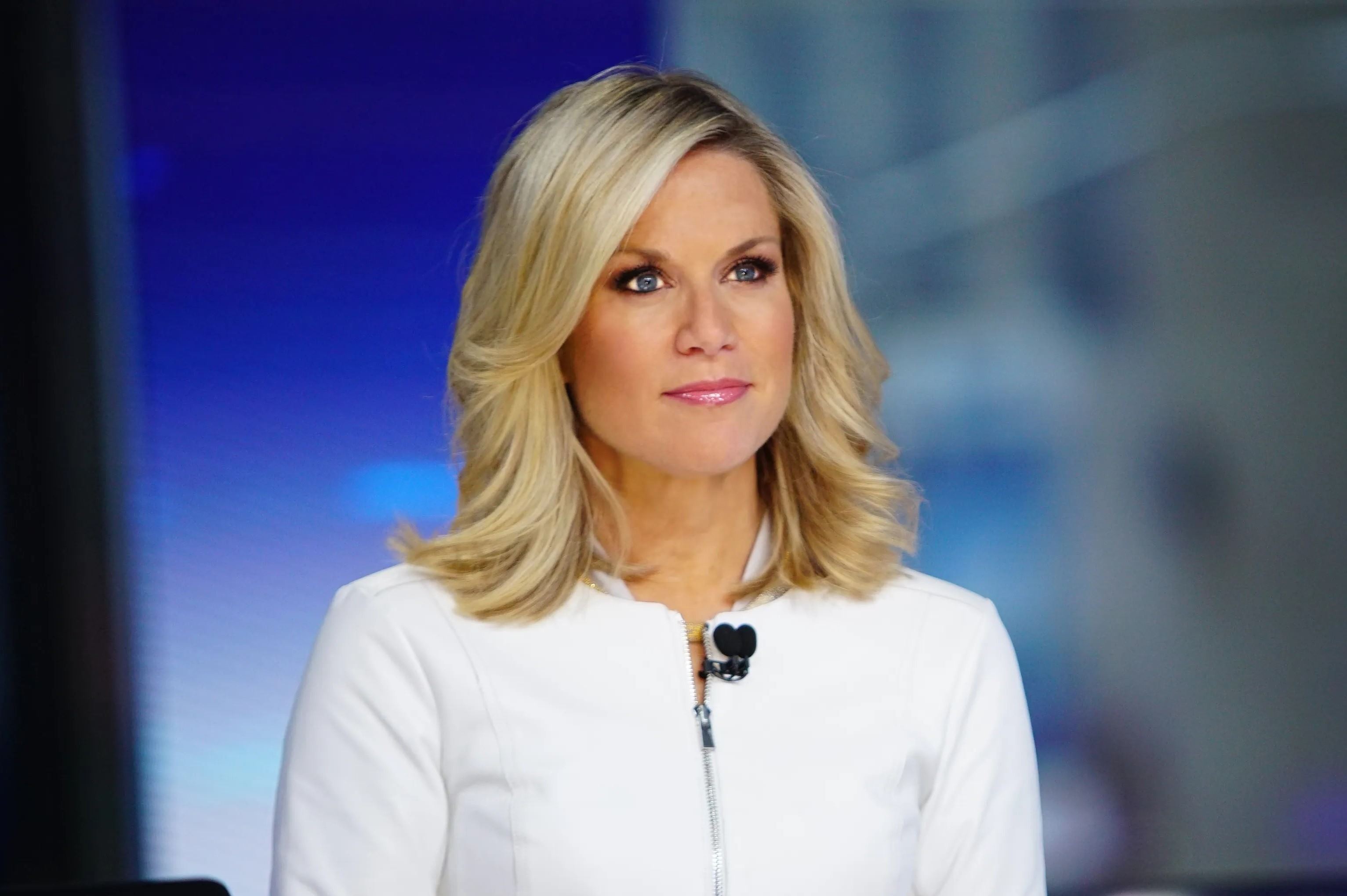 bang pri add Martha Maccallum Hot photo