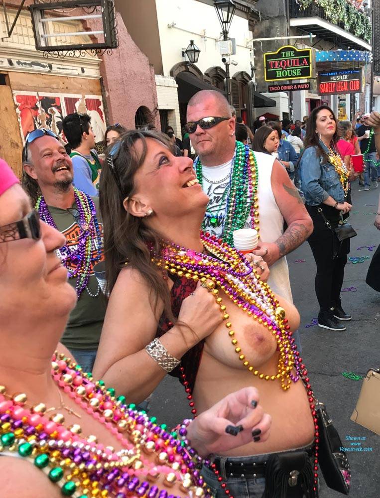 darryle lee add Mardi Gras Nude photo