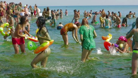 clyde akers add Crimea Nude Beach photo