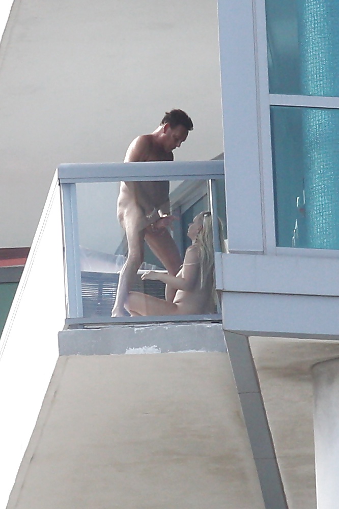 chiara de leon add Balcony Voyeur photo