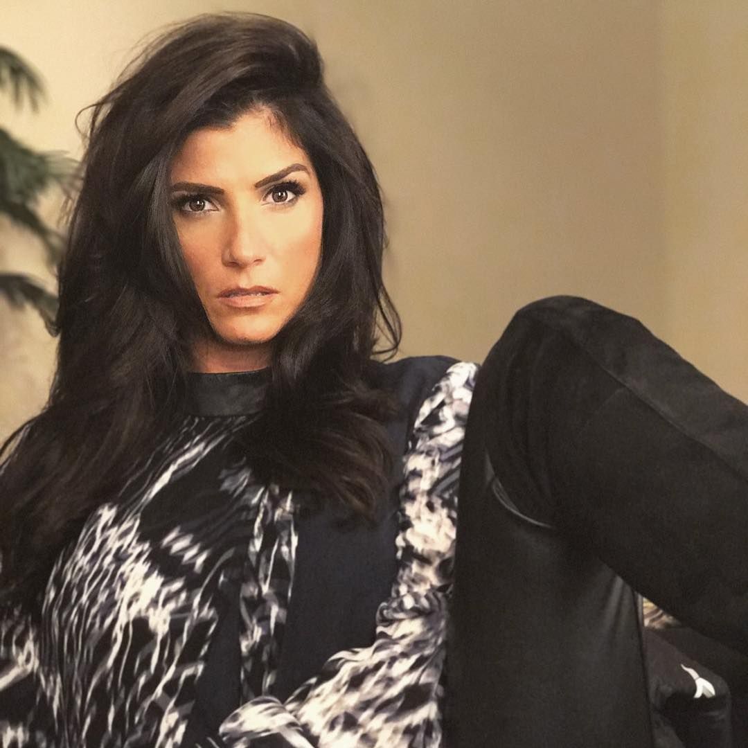 abet javier add Dana Loesch Hot photo