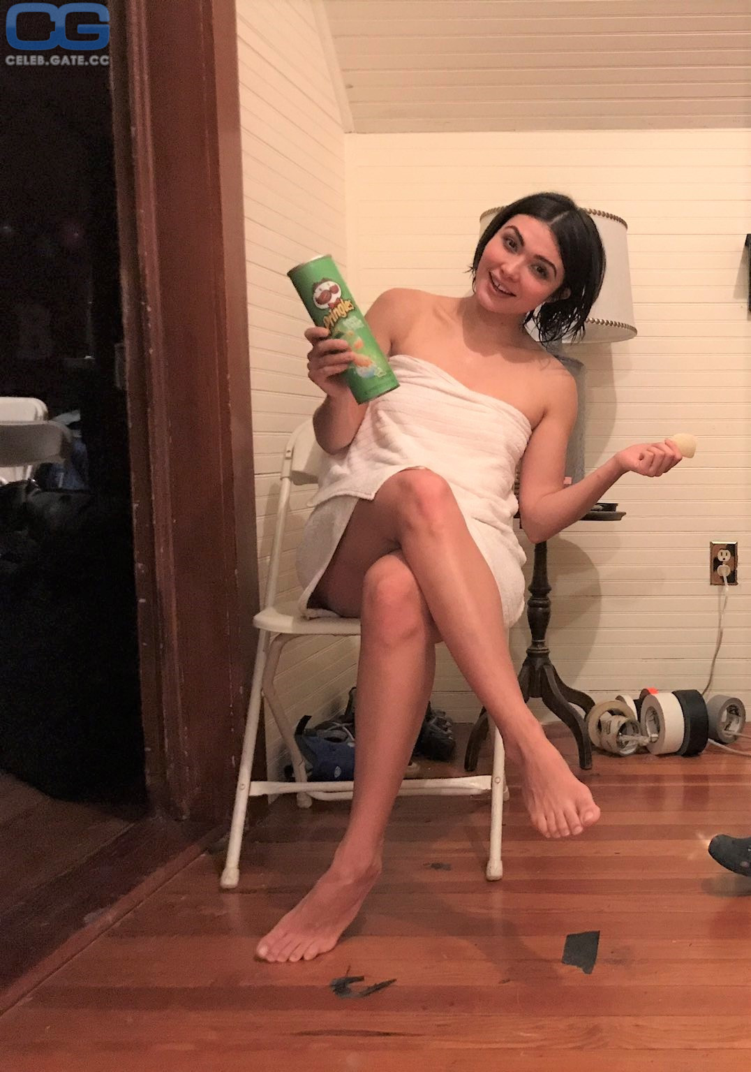 chong kai sen add Daniella Pineda Nude photo