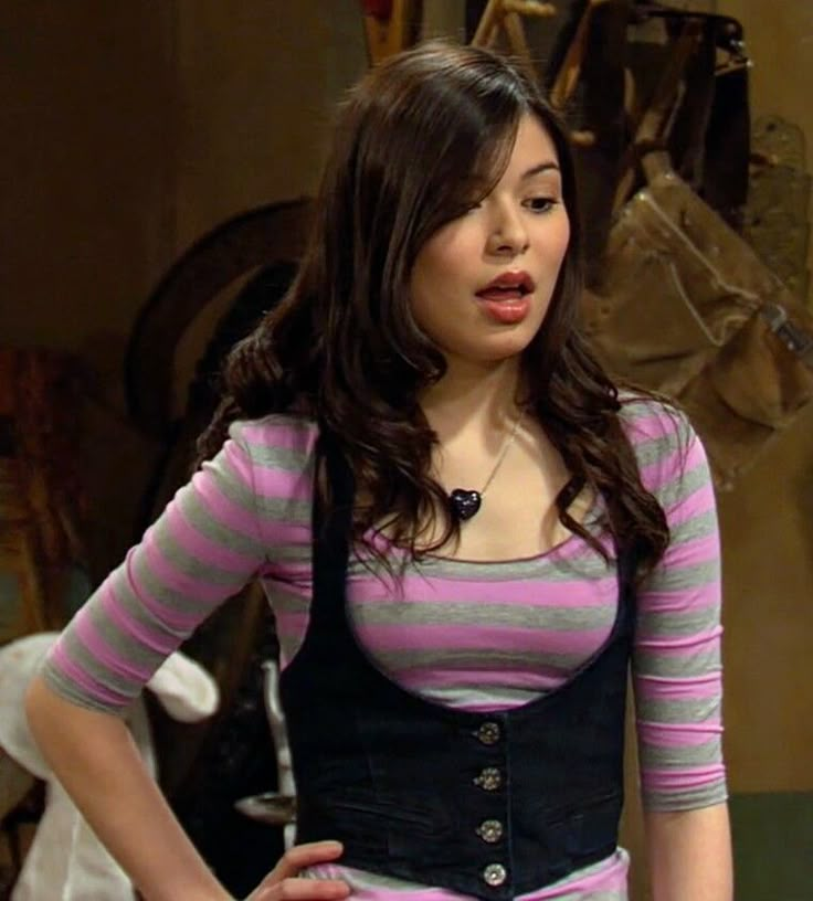 dolores thatcher add Miranda Cosgrove Boobs photo