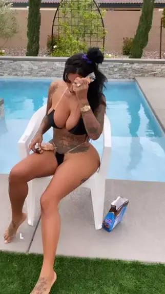 arol kelly add Chynna San Lorenzo photo
