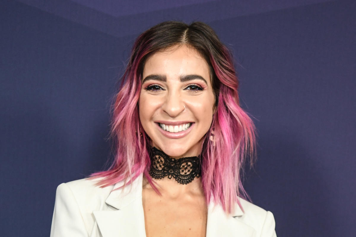 brendan waye add Gabbie Hanna Leaks photo