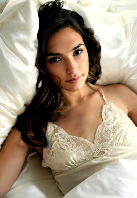 bea elliott add Gal Gadot Hot Lingerie photo