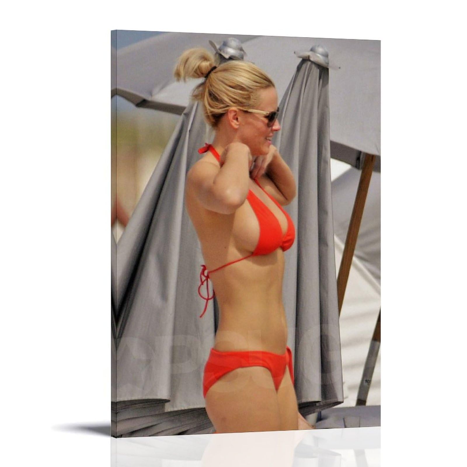 collette vincent add Laurie Holden Bikini photo