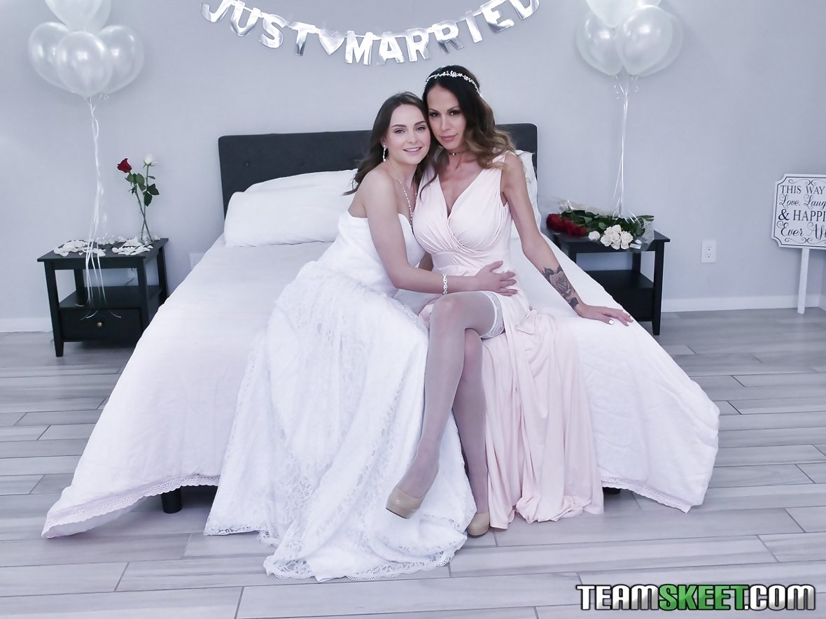 chris leuzzi add Lesbian Bride Porn photo