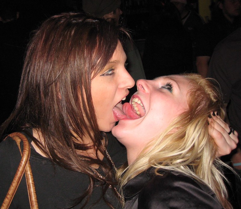 andrew panayi add Lesbians Tonguing photo