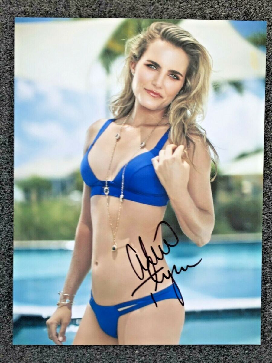 anabelle ruiz add Lexi Thompson Sexy photo